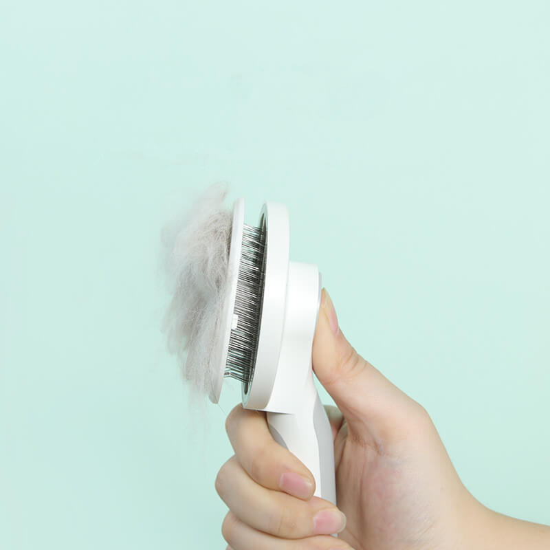 EasySweep Grooming Brush